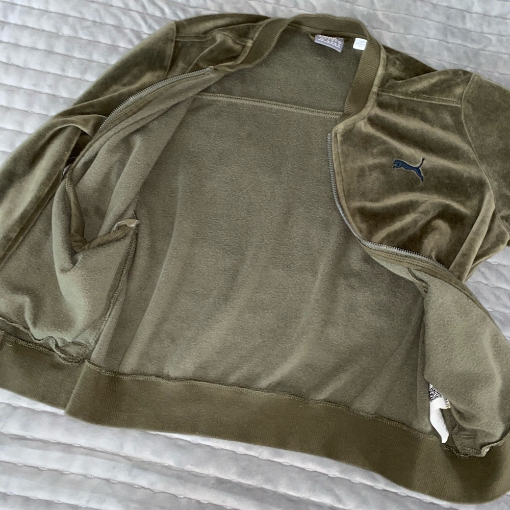 Puma jacket - Picture 6 of 7